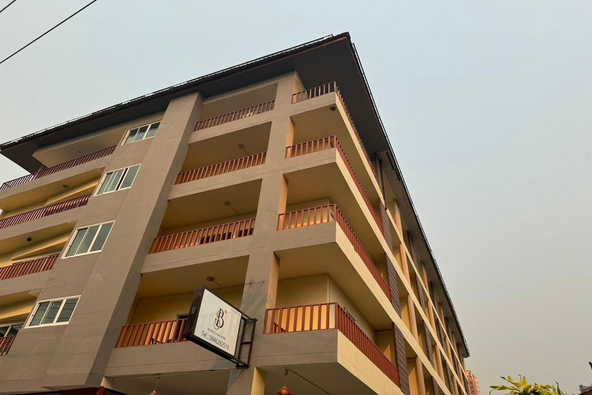Budget Stars Hotel Chiang Mai Dış mekan fotoğraf
